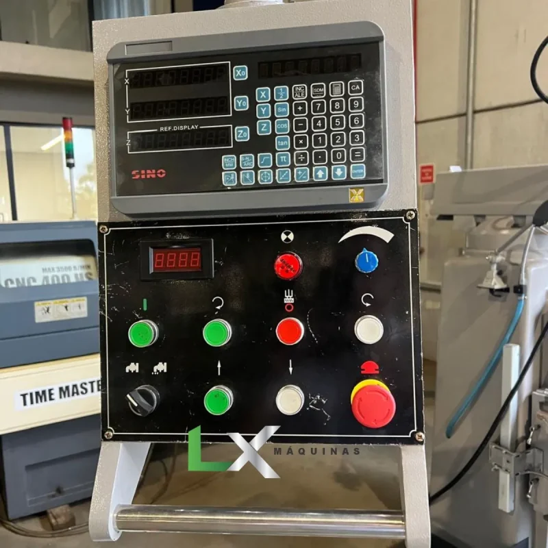 FRESADORA FERRAMENTEIRA MEKAN ISO40 - INVERSOR DE FREQUENCIA - NOVA (3)
