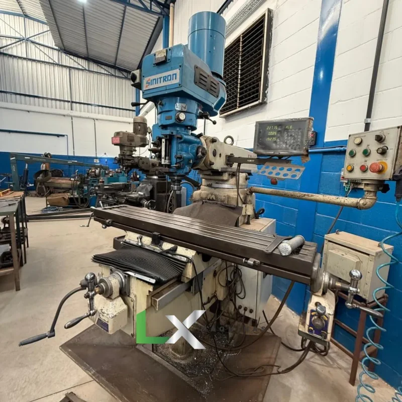 FRESADORA FERRAMENTEIRA SINITRON ISO40 - INVERSOR DE FREQUENCIA (1)