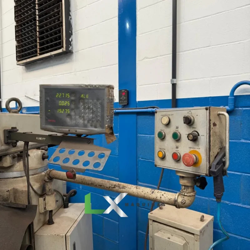 FRESADORA FERRAMENTEIRA SINITRON ISO40 - INVERSOR DE FREQUENCIA (7)