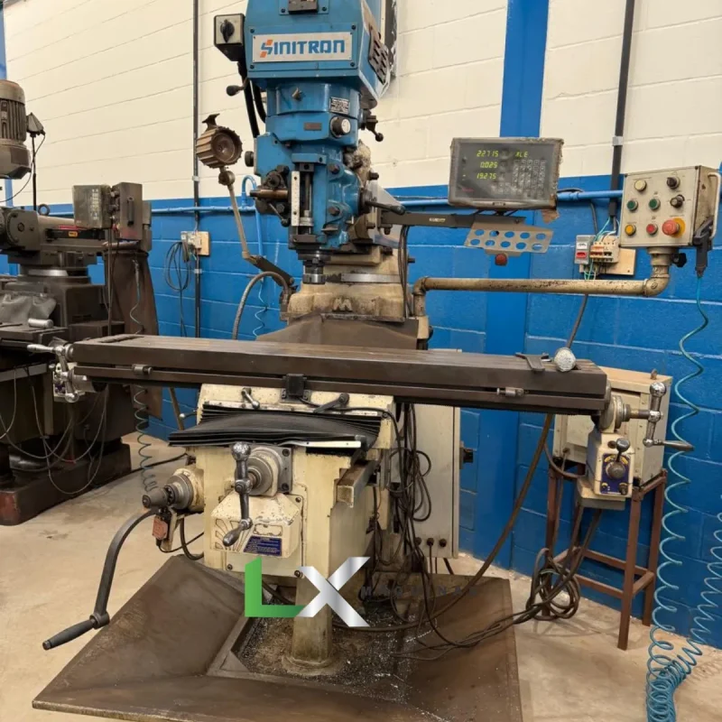 FRESADORA FERRAMENTEIRA SINITRON ISO40 - INVERSOR DE FREQUENCIA (9)