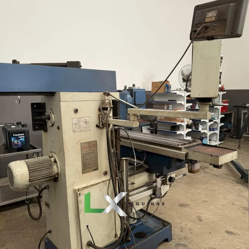 FRESADORA UNIVERSAL CLEVER FH4 COM DIGITAL E AUTOMÁTICO - MUITO CONSERVADA (6)