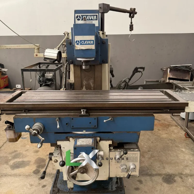 FRESADORA UNIVERSAL CLEVER FH4 COM DIGITAL E AUTOMÁTICO - MUITO CONSERVADA (7)