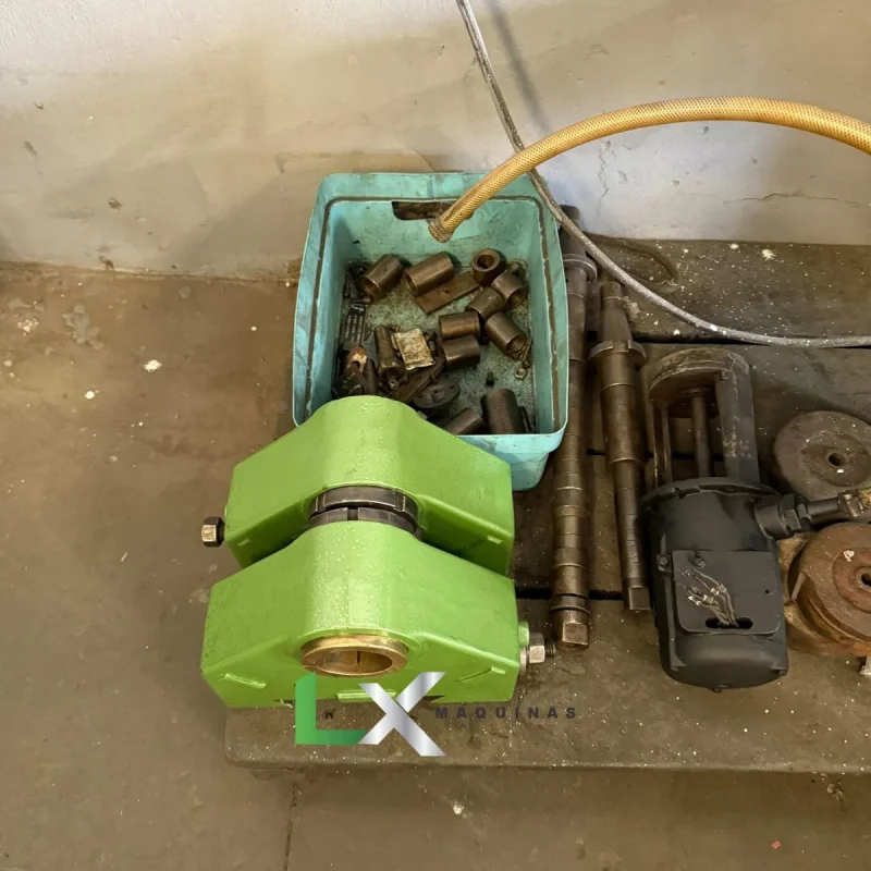 FRESADORA UNIVERSAL ROMI U-30 COMPLETA (4)_11zon