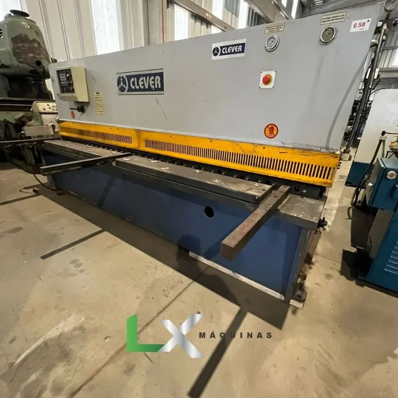 GUILHOTINA HIDRAULICA CLEVER GH133000 - SEMI NOVA (3)_11zon