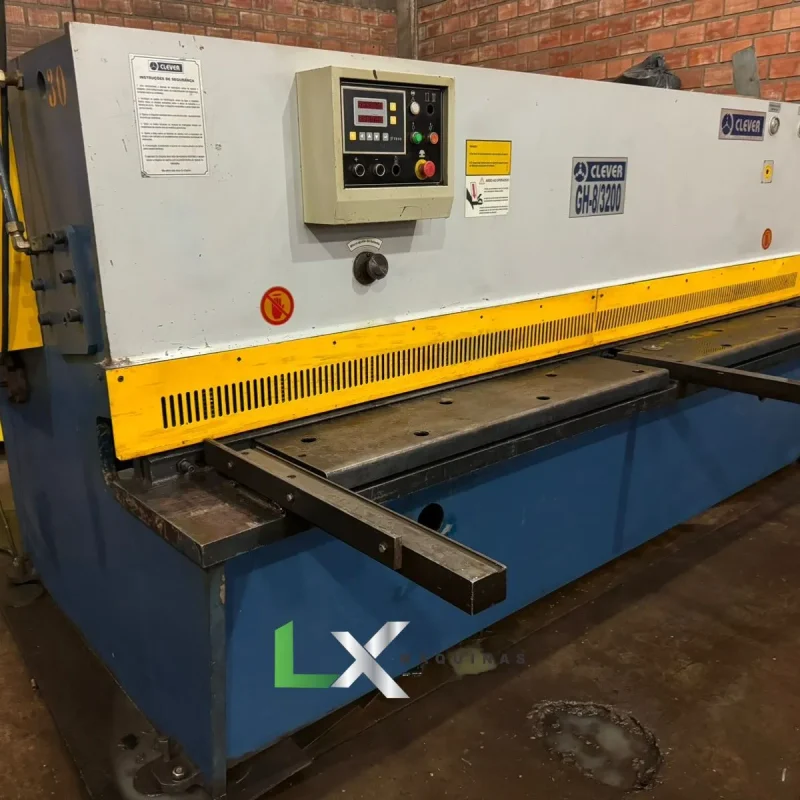 GUILHOTINA HIDRAULICA CLEVER GH8.3200 - ANO 2016 (4)