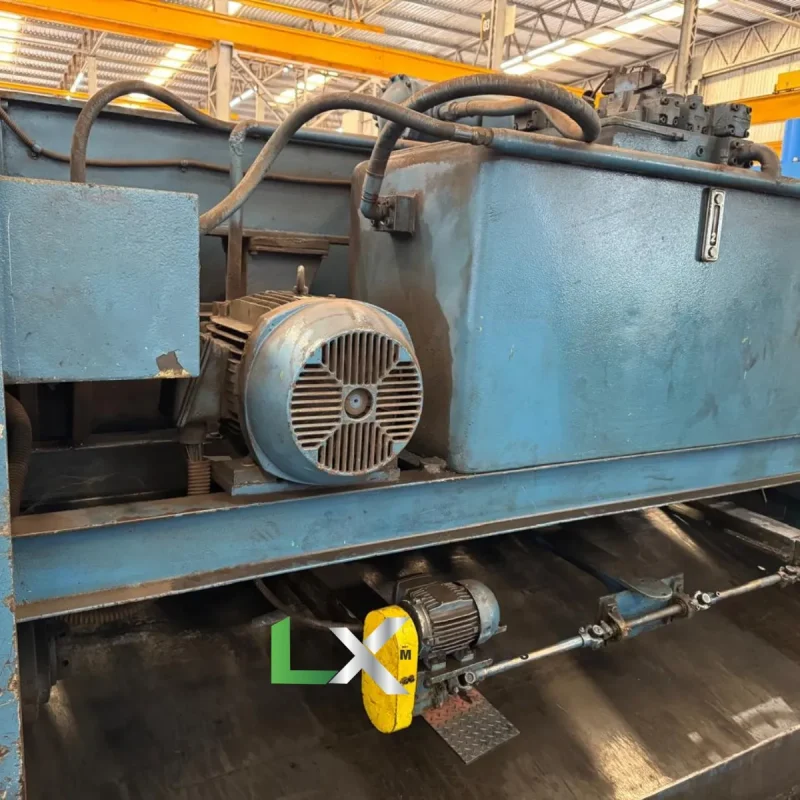 GUILHOTINA HIDRAULICA RIO NEGRO - 3.8'' x 3000 MM (4)