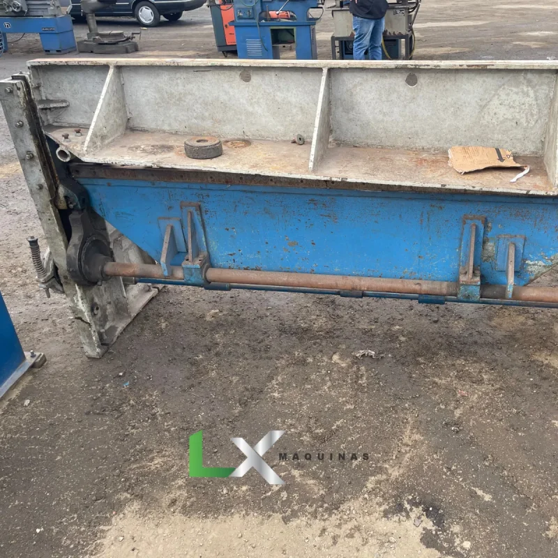 GUILHOTINA MECANICA NEWTON 2M X 3MM(2)