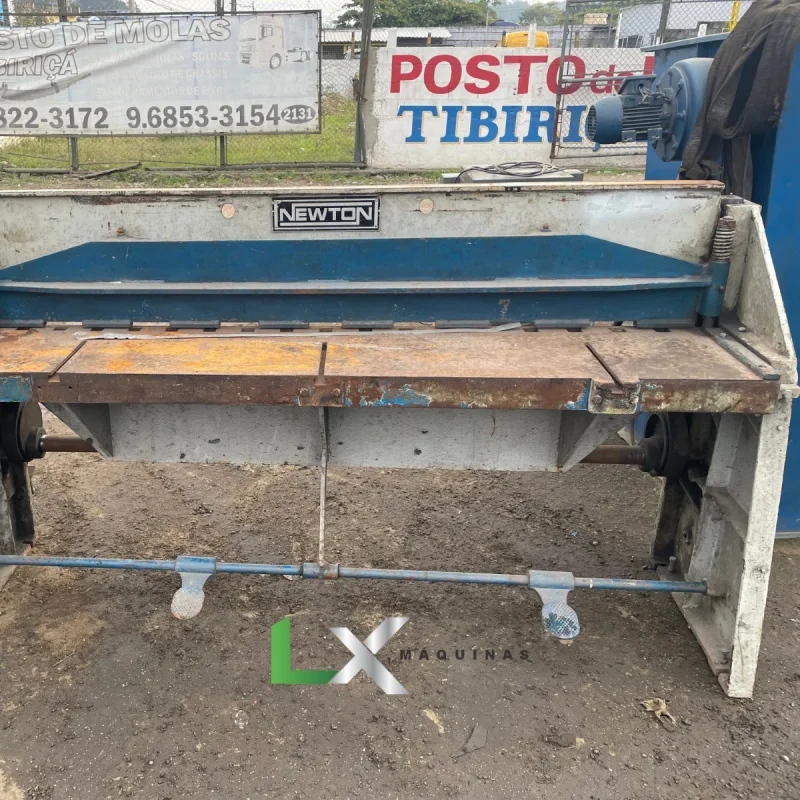 GUILHOTINA MECANICA NEWTON 2M X 3MM(5)