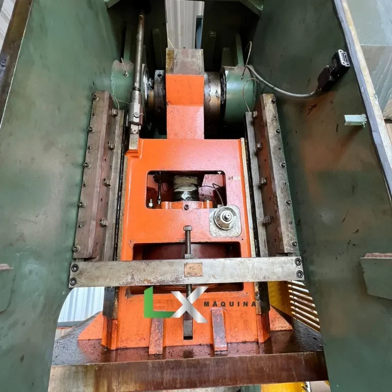 PRENSA EXCENTRICA FREIO E FRICÇÃO MSL 250 TON COM DESBOBINADOR – ANO 2005 (2)