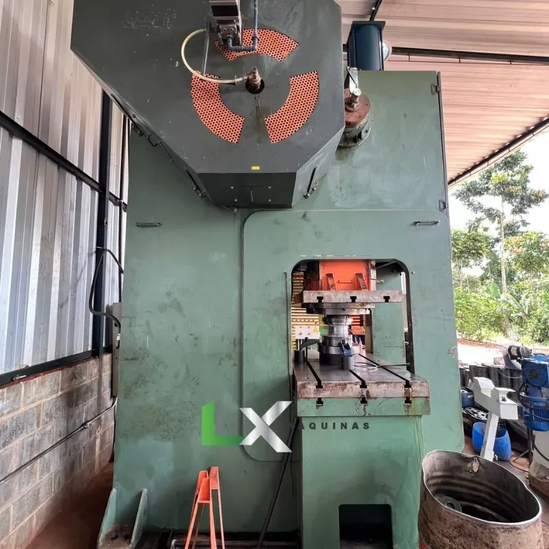 PRENSA EXCENTRICA FREIO E FRICÇÃO MSL 250 TON COM DESBOBINADOR – ANO 2005 (5)