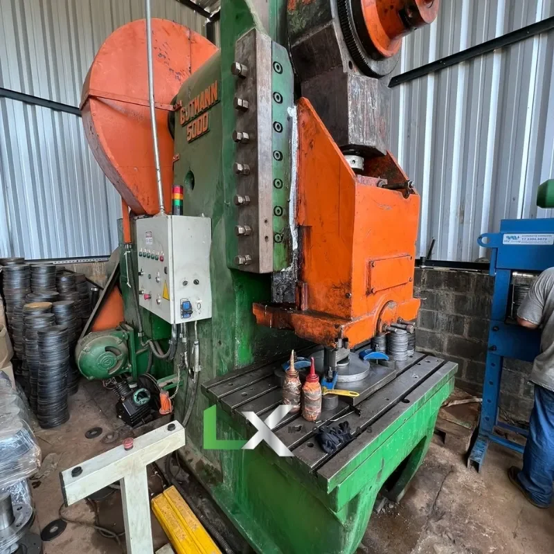 PRENSA EXCENTRICA FREIO FRICÇÃO GUTMAN 5000 – 250 TONELADAS (2)