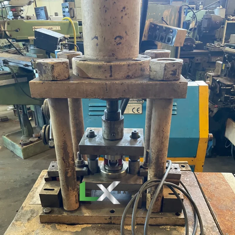 PRENSA HIDRAULICA DE BANCADA PH05 - 5 TON (2)