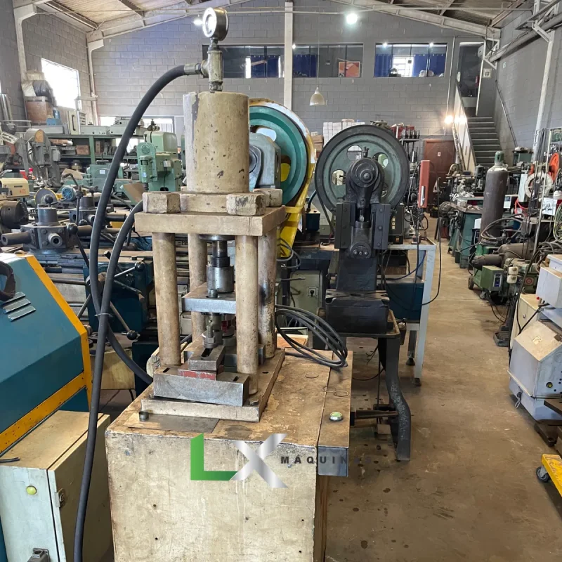 PRENSA HIDRAULICA DE BANCADA PH05 - 5 TON (6)