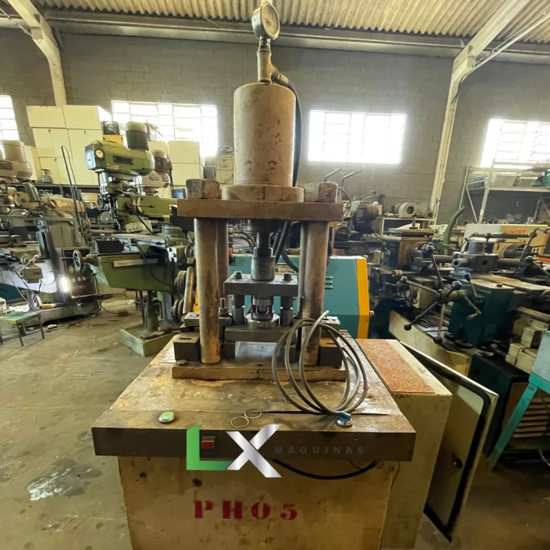 PRENSA HIDRAULICA DE BANCADA PH05 - 5 TON (8)