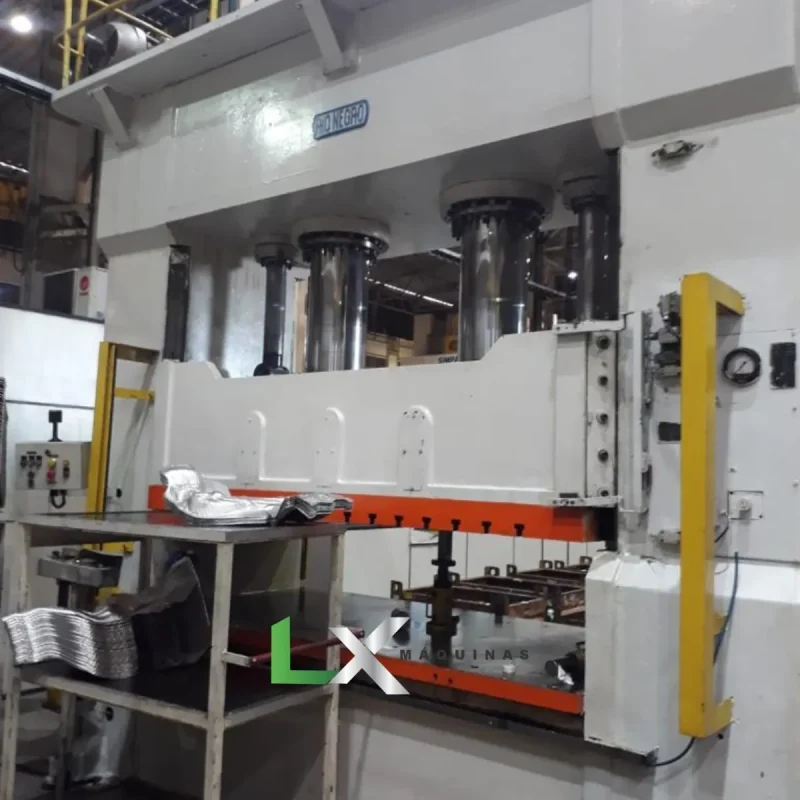 PRENSA HIDRAULICA TIPO H RIO NEGRO 300 TON - 1200 X 2000MM (3)