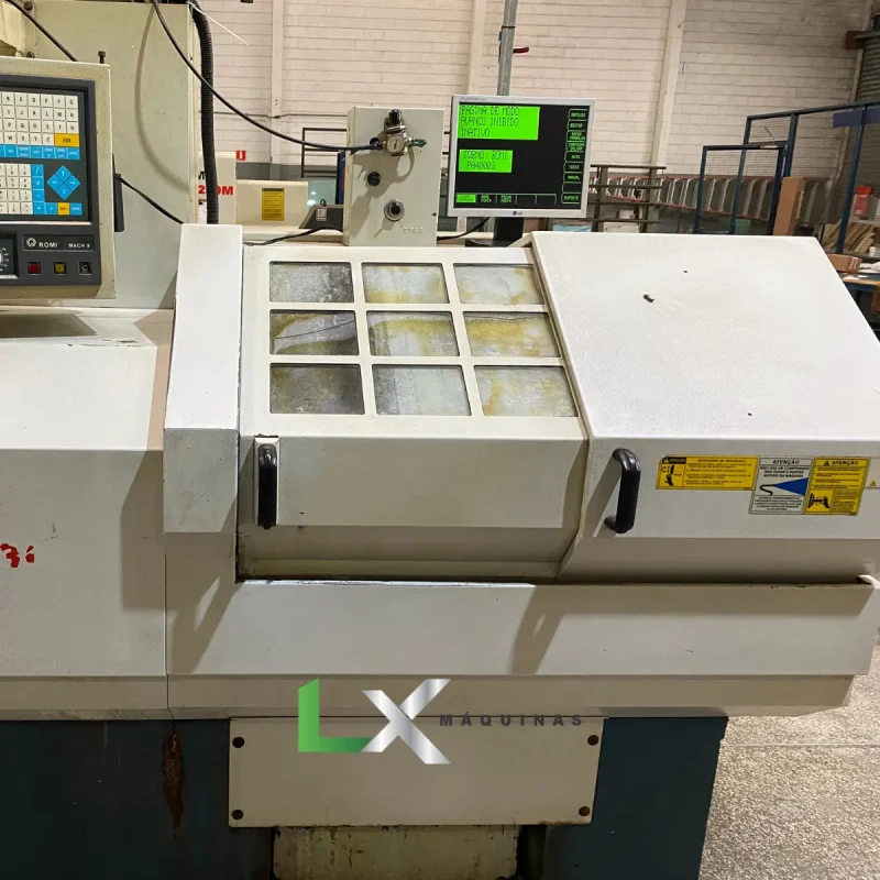 TORNO CNC CENTUR 30 D - ROMI – MACH 9 - ANO 2005 (4)