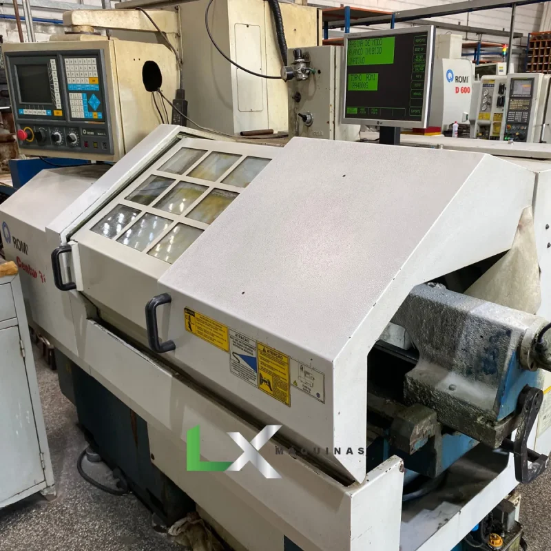 TORNO CNC CENTUR 30 D - ROMI – MACH 9 - ANO 2005 (6)