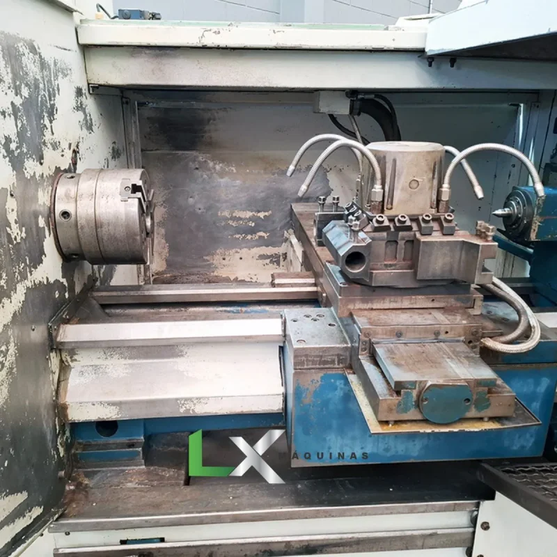 TORNO CNC ROMI ECN-40III - SIEMENS - HIDRÁULICO - COM TRANSPORTADOR DE CAVACOS (2)