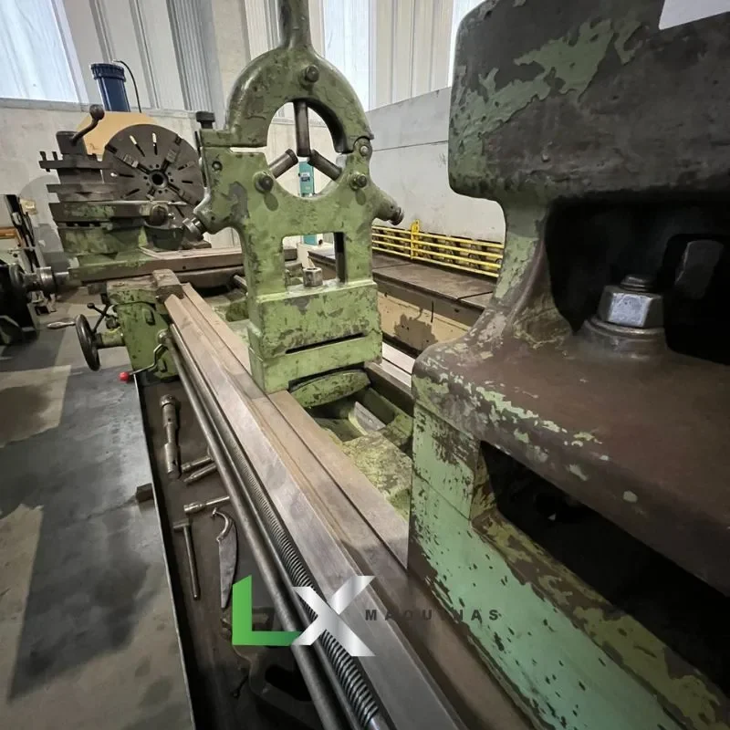 TORNO CONVENCIONAL ROMI MKDII 1200X3000MM (2)