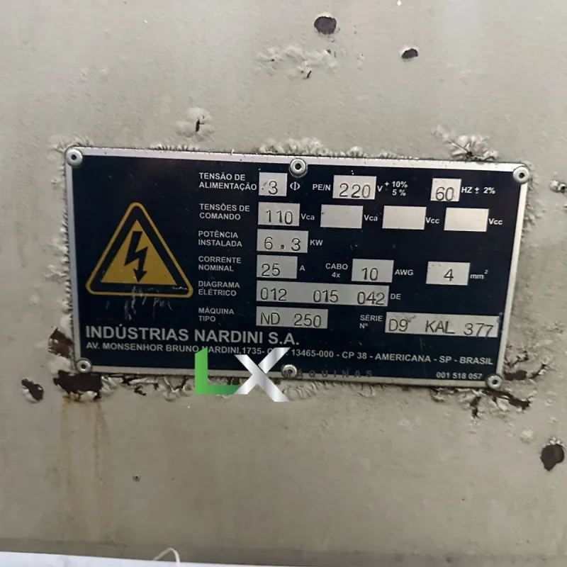 TORNO MECANICO MARCA NARDINI ND250 X 1500 MM (1)_11zon