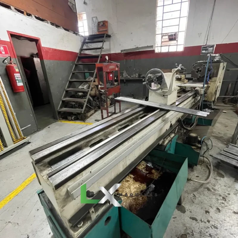 TORNO MECANICO SINITRON CA6266C -600 MM X 3000MM (1)