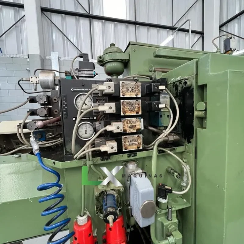 TORNO MULTIFUSO MECANICO SCHUTTE 20.6 - COM INVERSOR DE FREQUENCIA (8)