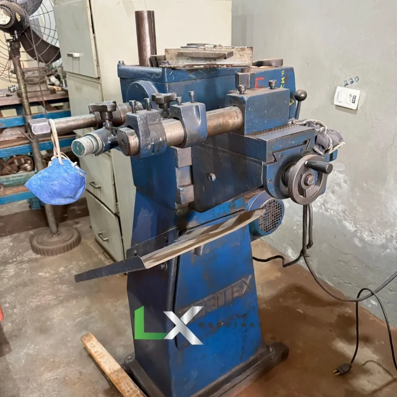 TORNO PARA RETIFICAR DISCO DE FREIO DE CARRO (1)_11zon